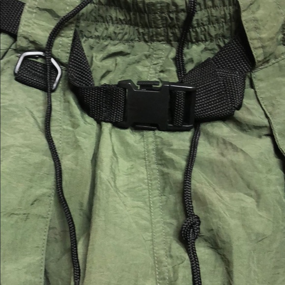 Camo green safari shorts. Medium - Picture 2 of 6